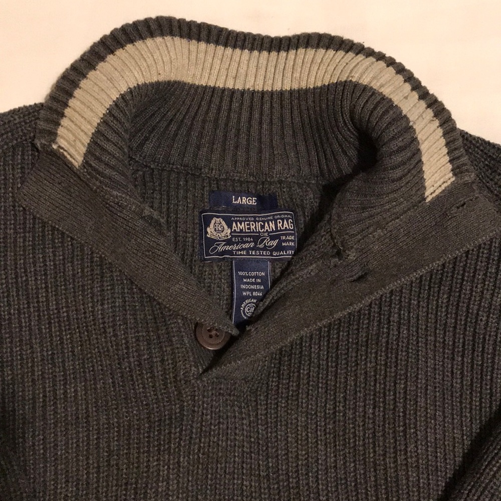 American Rag Men’s sweater